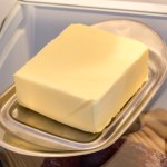 Przechowujesz masło w ten sposób? Nie dziw się, że tak szybko się psuje