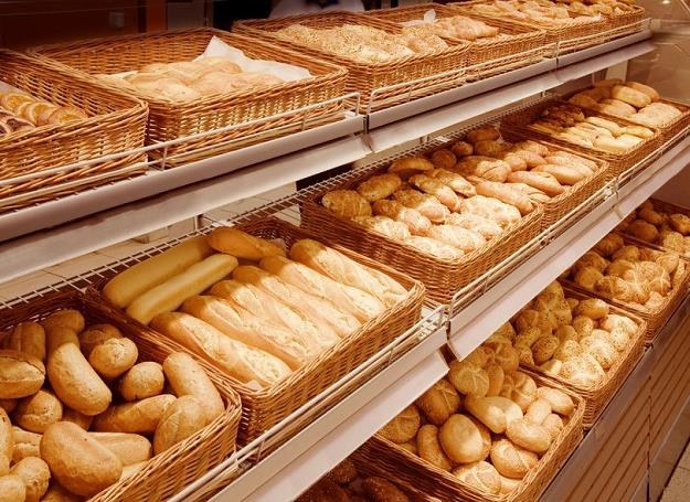 Przeciętny Polak kilkanaście lat temu kupował ponad sto kilogramów chleba, bułek i ciastek rocznie /&copy;123RF/PICSEL