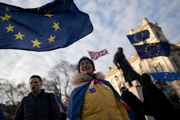 Przeciwnicy brexitu w czasie protestu przed siedzibą brytyjskiego parlamentu w Londynie, 29 stycznia 2020 /WILL OLIVER  /PAP/EPA