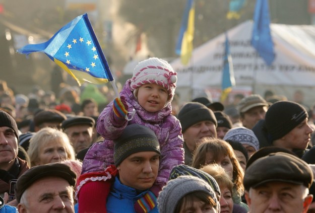 Przeciwnicy ukraińskich władz od wielu tygodni nie opuszczają Majdanu Niepodległości w Kijowie /SERGEY DOLZHENKO /PAP/EPA