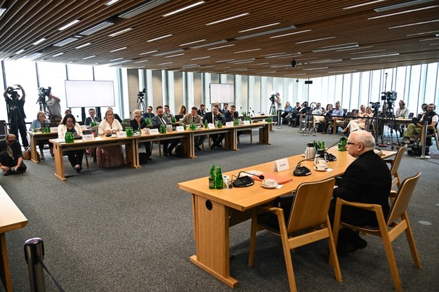 Przed komisją śledczą ds. wyborów kopertowych stanął m.in. prezes PiS Jarosław Kaczyński. /Radek Pietruszka /PAP