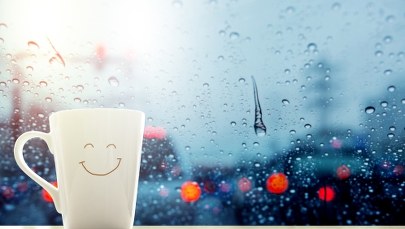 Przed nami zmiana pogody. Opady deszczu i burze, ale ciepło