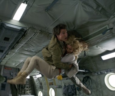 Przed przystąpieniem do zdjęć twórcy obiecali sobie, że film będzie nawiązywał do tradycji kina grozy, zwracając przy tym uwagę na to, jak publiczność reaguje na postaci potworów. - Chcesz, by to potwór wygrał. To w tych filmach jest tak fascynujące – mówi Tom Cruise – Potwory przerażają nas, ale równocześnie czujemy do nich sympatię. To transcendencja. Cruise i Kurtzman (którzy pracowali razem nad trzecią odsłoną „Mission: Impossible”), mieli bardzo podobne podejście do tej wersji „Mumii”. – Obaj czujemy podobne przywiązanie do dziedzictwa – wyznaje reżyser – i mamy podobne poczucie odpowiedzialności. Tom myśli tak jak myśli publiczność kinowa i potrafi ożywić każdy pomysł, przenieść go na ekran w niezwykły sposób.