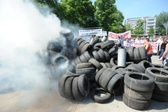 Przed Sejmem taksówkarze protestowali przeciwko deregulacji 