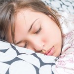 Przed snem włóż pod poduszkę czosnek. Możesz się śmiać, ale nie pożałujesz