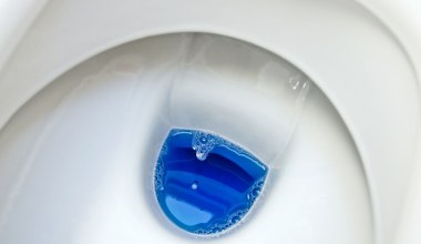 Przed świętami mieszam i wlewam do toalety. Łazienka pachnie jak marzenie