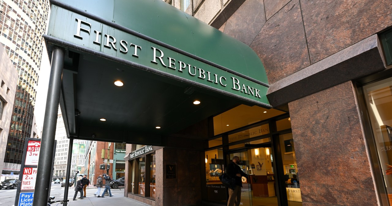 Przed upadkiem First Republic Bank wypłacał po 10 mln dolarów pensji /Tayfun Coskun/Anadolu Agency /AFP