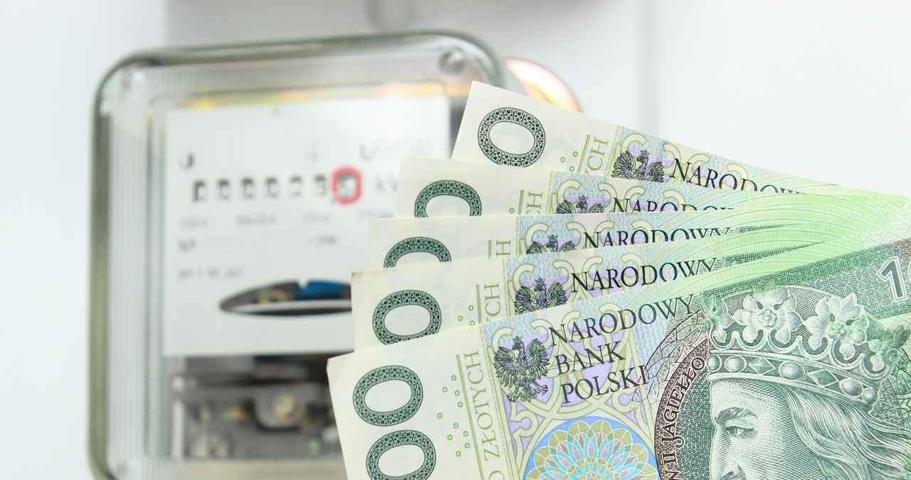 Przedsiębiorcy dopłacą do prądu nawet 50 tys. zł. Minął czas na rozliczenie /123RF/PICSEL