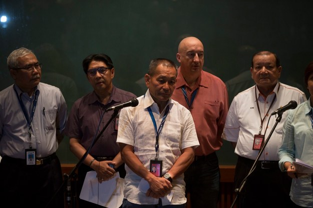Przedstawiciele linii Malaysia Airlines w czasie konferencji prasowej dot. zaginięcia samolotu /AHMAD YUSNI /PAP/EPA