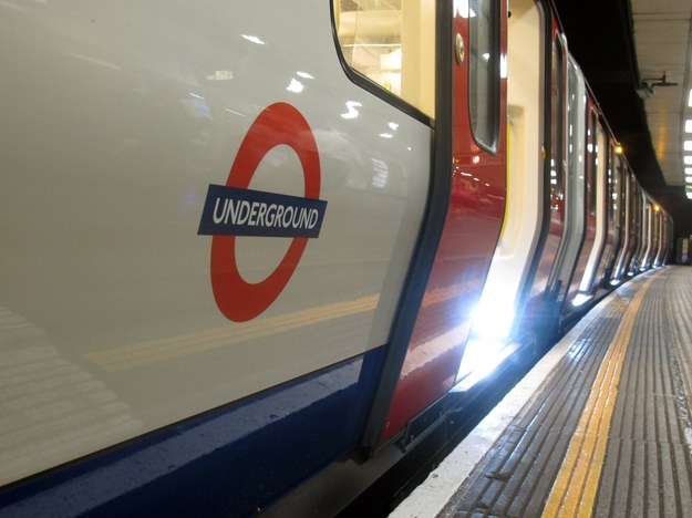 Przedstawiciele londyńskiego metra twierdzą, że dali artyście możliwość wypowiedzenia się w innym miejscu / 	Christoph Wiesel /PAP/DPA