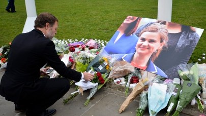 Przedstawiono zarzuty zabójcy deputowanej Jo Cox
