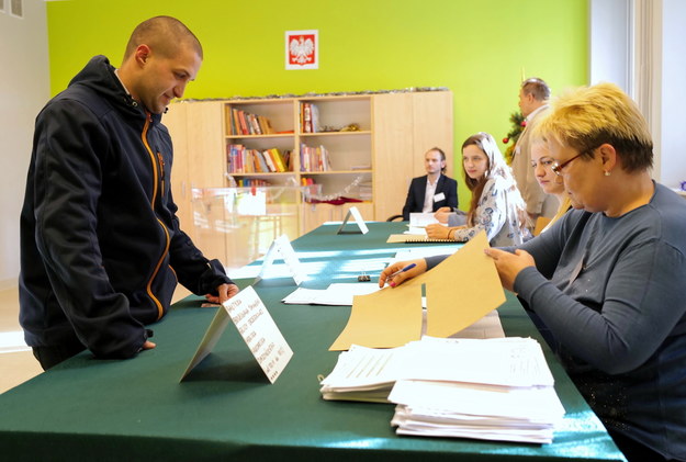 W 52 miastach w Polsce nie ma ani jednego chętnego do zasiadania w komisji wyborczej