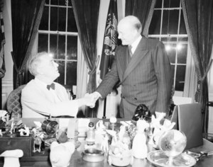 ​"Przegląd": Amerykanie a powstanie warszawskie. Roosevelt oszukiwał Sikorskiego i Mikołajczyka