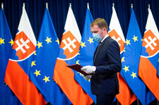 ​"Przegląd": Pierwsza bitwa nowego rządu Słowacji