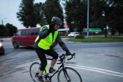 Przegrał zakład, musi przejedzie na rowerze 180 km 