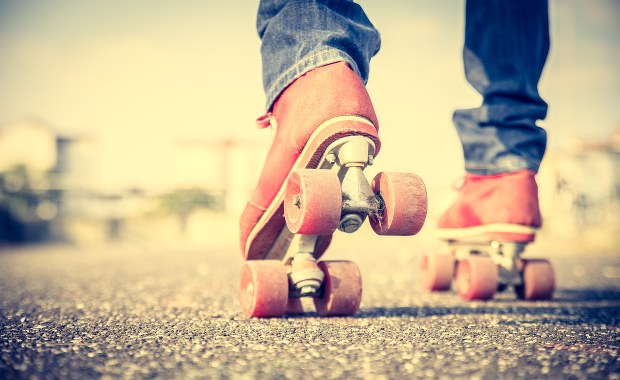 Przejazd rolkarzy i wieczorne utrudnienia dla kierowców w Warszawie