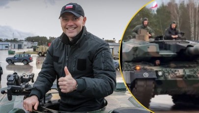 Przejażdżka czołgiem, uściski dłoni. Nawrocki odwiedził żołnierzy na Łotwie