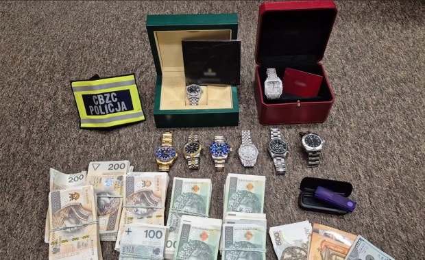 Przejęli ponad 1500 kont na Facebooku. Rozbita grupa cyberprzestępców