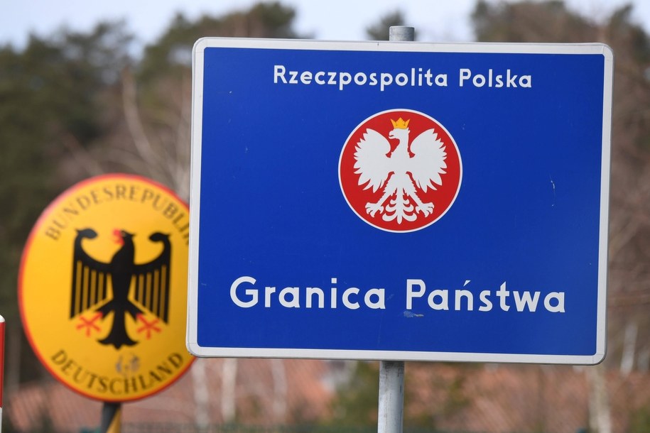 Przejście polsko-niemieckie Świnoujście - Ahlbeck na zdjęciu ilustracyjnym /Stefan Sauer    /PAP/EPA