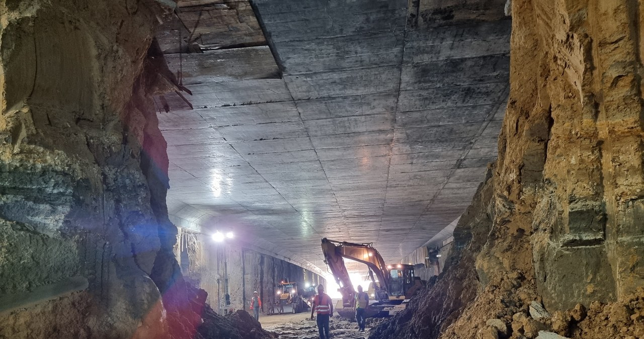 Przekopanie tunelu w Batowicach /GDDKiA