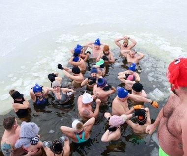 Przełam lody! Jak zacząć przygodę z morsowaniem i nie zamarznąć?