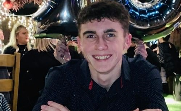 Przeleżał w śpiączce 10 miesięcy. Nie wiedział o pandemii, choć sam zachorował na Covid-19