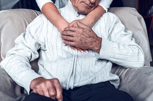 Przełom w diagnozowaniu choroby Parkinsona? Naukowcy wykorzystują sztuczną inteligencję 