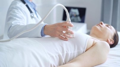 Przełom w leczeniu raka piersi. Test genetyczny pozwala uniknąć chemioterapii