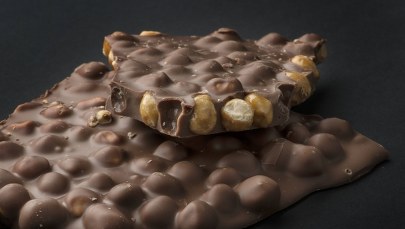 Przełomowe badania: Czekolada jednak dobra dla zdrowia. Mleczna również