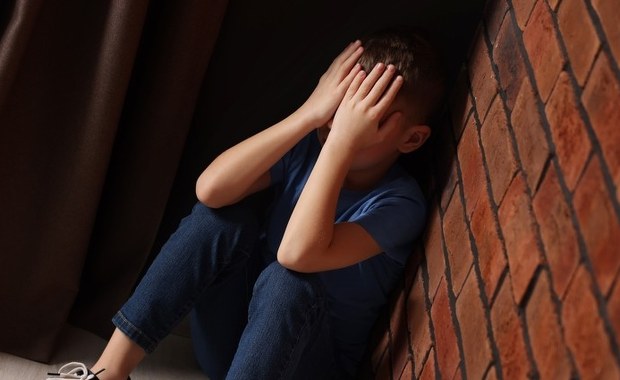 "Przemoc domowa w bardzo ciężkiej formie". Dramat w rodzinie zastępczej