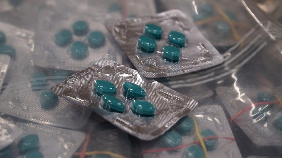 Przemycone tabletki na potencję /KAS /