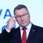 Przemysław Czarnek krytykuje zieloną energię. Sam ma fotowoltaikę