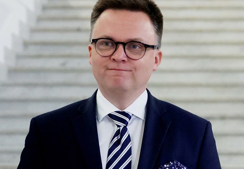 Przenikliwy umysł i umiejętność zdobywania ludzkich serc. Szymon Hołownia jest spod tego znaku