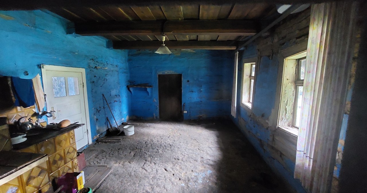 Przenosiny XIX-wiecznej chłopskiej chałupy