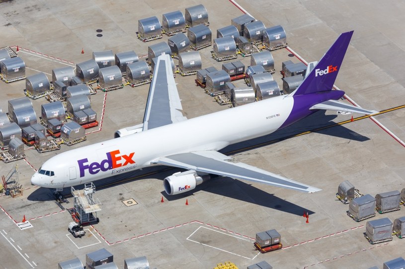 Przenośne systemy rakietowe MANPADS to rosnące zagrożenie dla lotnictwa cywilnego - FedEx chce się bronić /©boarding1now /123RF/PICSEL