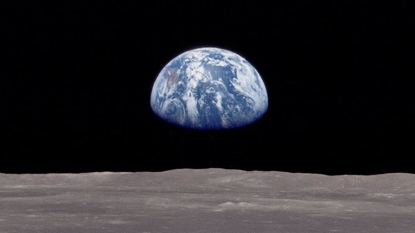 Przepiękne zdjęcia Księżyca i Błękitnej Planety z mikrosatelity Longjiang-2 /Geekweek