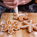 Przepis na prosty domowy lukier. Aksamitny, lśniący, wyjdzie nawet początkującej gospodyni 