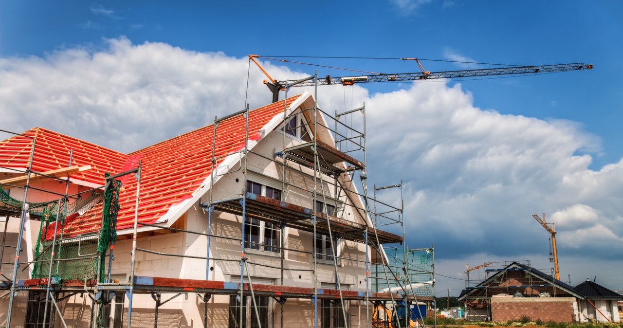 Przepisy nowelizacji Prawa budowlanego będą obowiązywały od 19 września /123RF/PICSEL