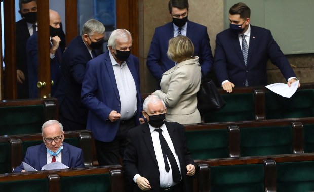 Przepisy ws. 6 grudnia Sejm uchwali 4 grudnia? Chodzi o umożliwienie handlu w niedzielę