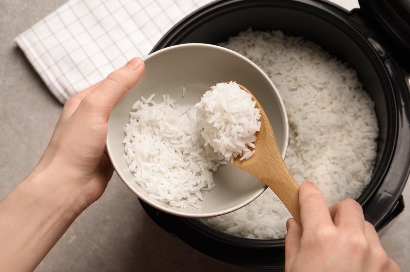 Przepłukany ryż jest gotowy do poddania termicznej obróbce /123RF/PICSEL