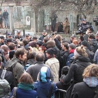 Przepychanki ze squattersami w Warszawie