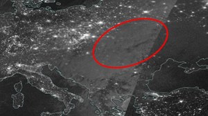 Przerażająca czarna plama w miejscu Ukrainy. Widać to z satelity