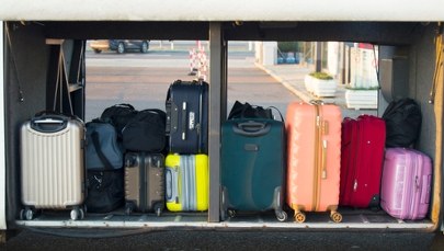 Przerażające odkrycie podczas postoju. 2-latka w zamkniętej walizce