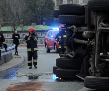 Przerażające statystki. Jeden dzień, ponad 70 wypadków, 8 ofiar, 75 rannych