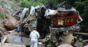 Przerażający wypadek autobusu szkolnego. Wiele ofiar