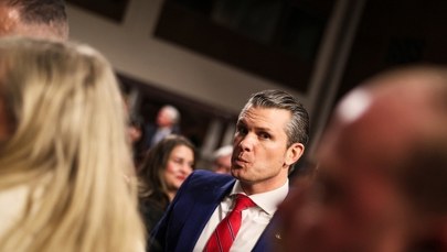 Przerwanie wsparcia dla Ukrainy wynikiem samowolki szefa Pentagonu