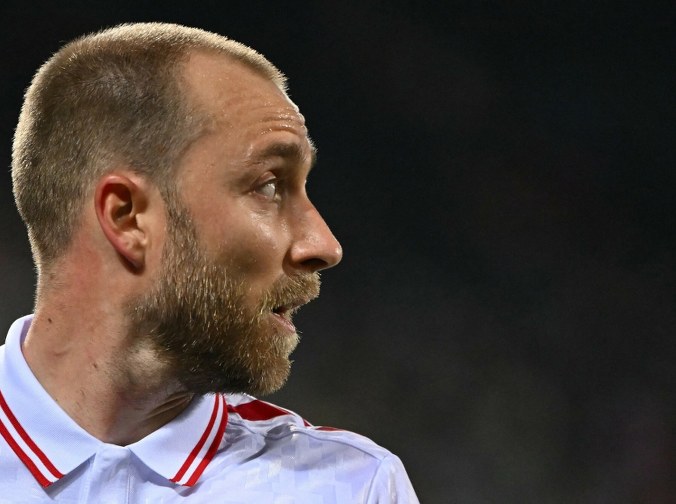 Przerwany mecz. ​Eriksen znowu padł na murawę