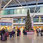 Przesiadywał na Okęciu godzinami, z zagłuszarką fal radiowych