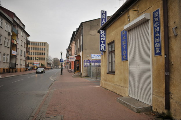 Przestępcy napadli na właściciela tego kantoru /Przemysław Piątkowski /PAP