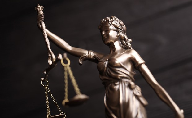 Przestępcy oskarżeni o handel ludźmi